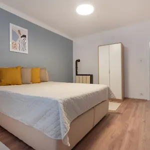 Ruhelage Im Zentrum Nahe Schottentor-contactless Self-check-in Apartment Wien